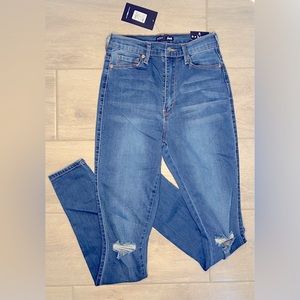 Fashion Nova - Kiara Slit Knee Stretch Skinny Jeans - Medium Blue Wash - Size 5